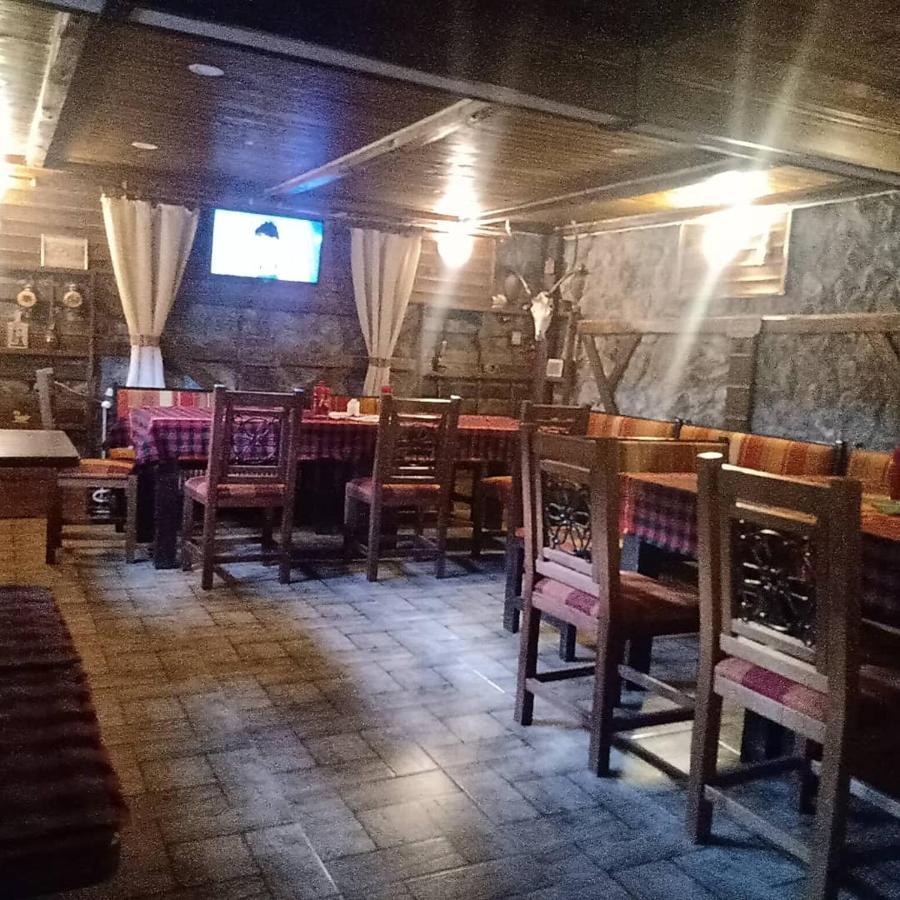 Кръчмъ При Байката Hotel Ribarica Exterior photo